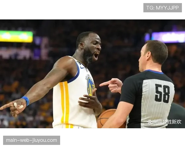 勇士格林缺阵进攻更流畅 阵容轮换决策引发战术讨论